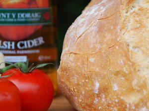 Bread & Tomato